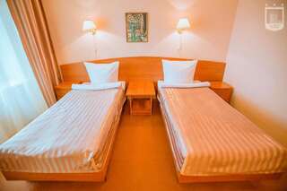 Гостиница  Венец Ульяновск Стандартный двухместный номер с 2 отдельными кроватями-5